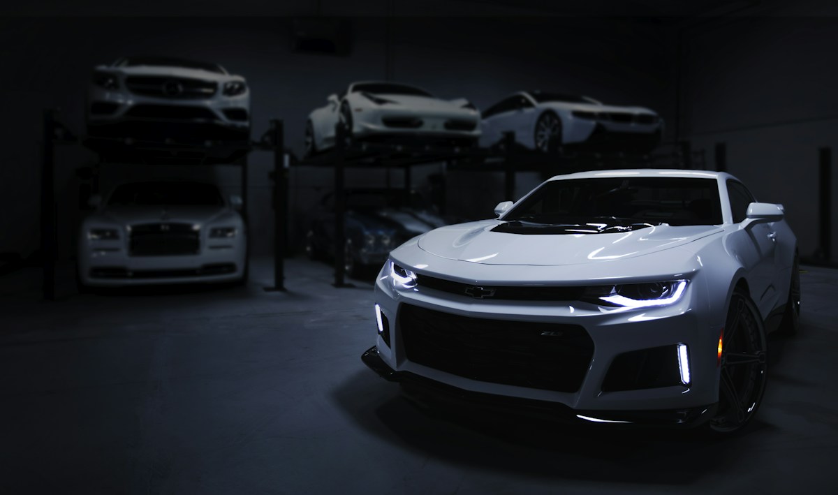 Лампа Bosch Pure Light H4
